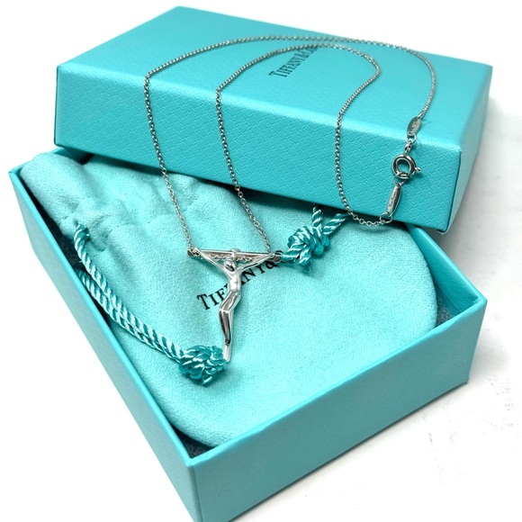 Authentic Tiffany & CO. Elsa Peretti Jesus Christ Crucifix Necklace. - Picture 13 of 16